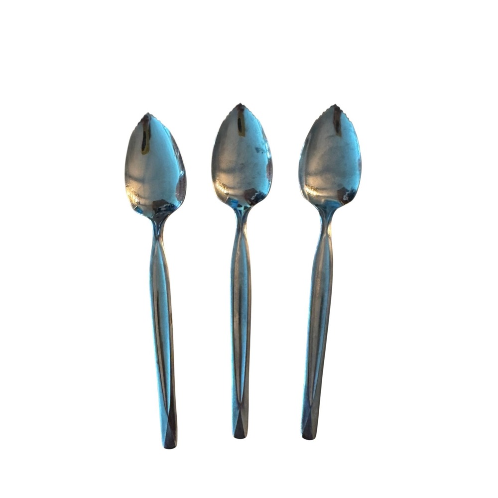 Wm Rogers & Son Stainless USA Grapefruit Spoons Set of 3 Serrated Edge 6 Inch